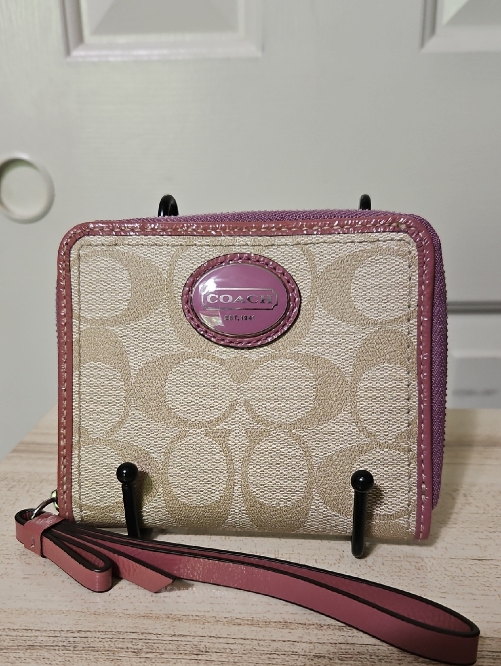 Coach EUC Signature Canvas Compact Wallet with LavenderTrim